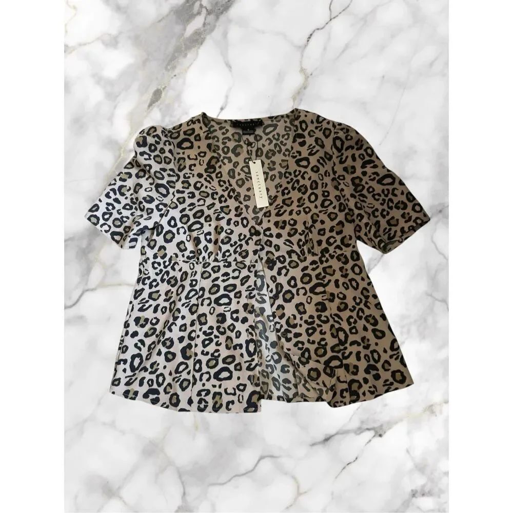 Sanctuary Cheetah Short Sleeve Size Small